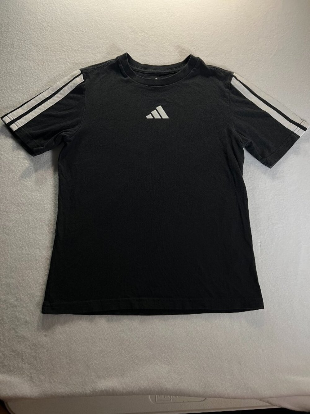 Adidas Kid’s Small US 8 Black T-Shirt Essential Tee Classic Three-Stripe Design